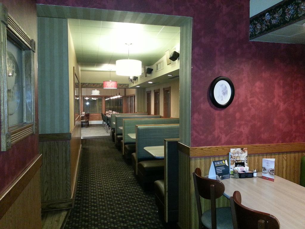Mid Town Motel Great Falls Exterior foto